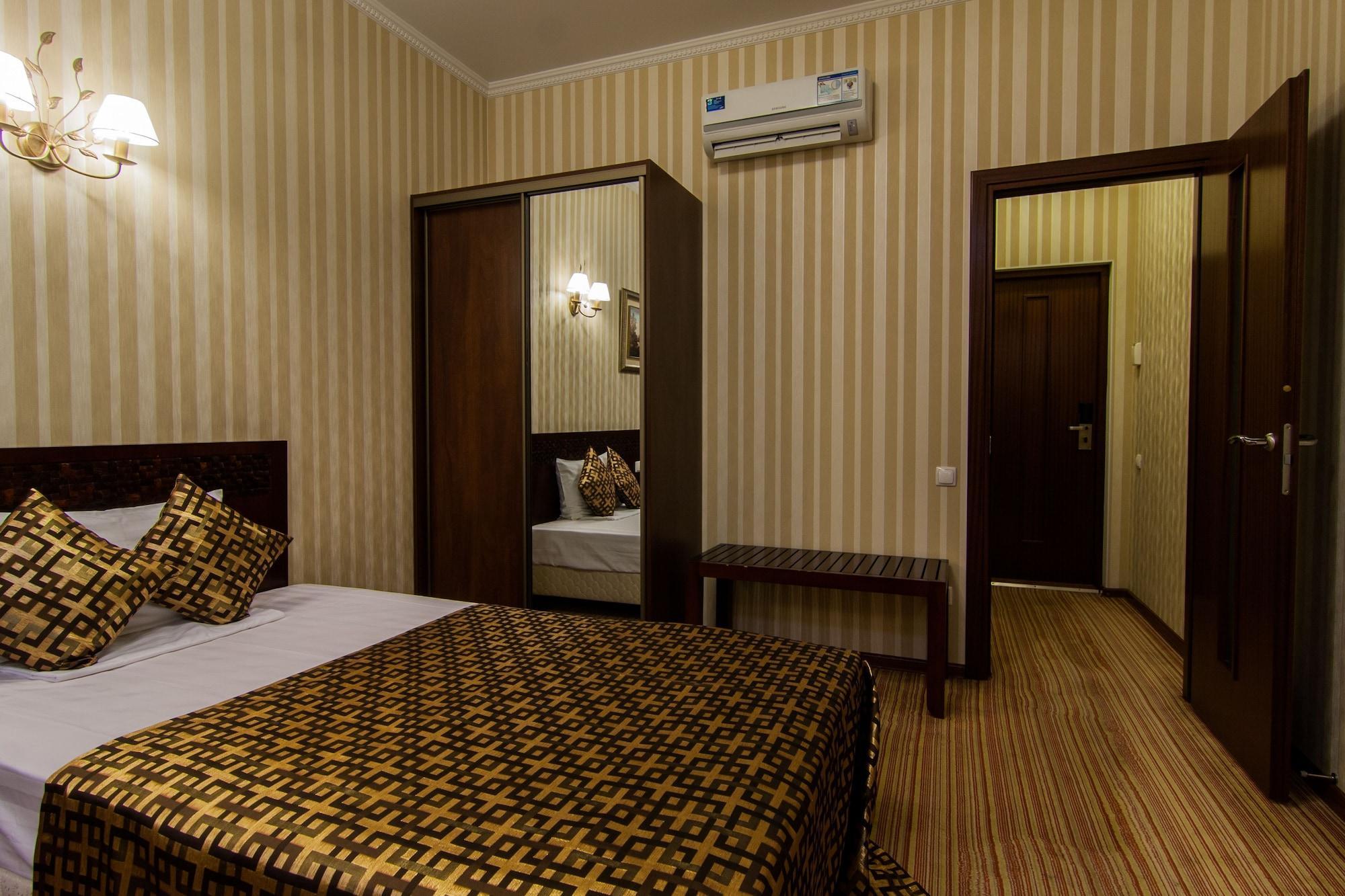 Klassik Hotel Chişinău Eksteriør billede