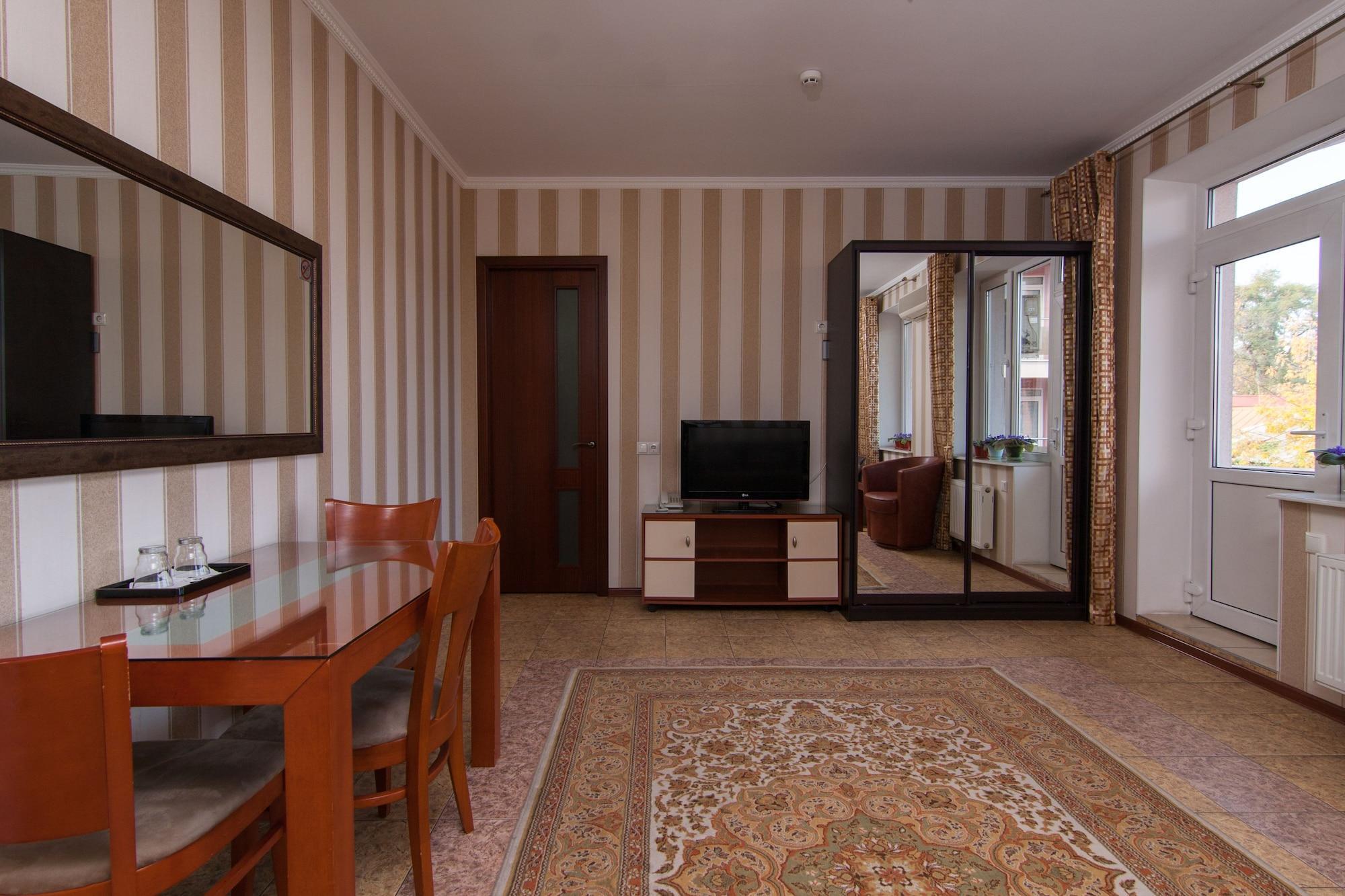 Klassik Hotel Chişinău Eksteriør billede