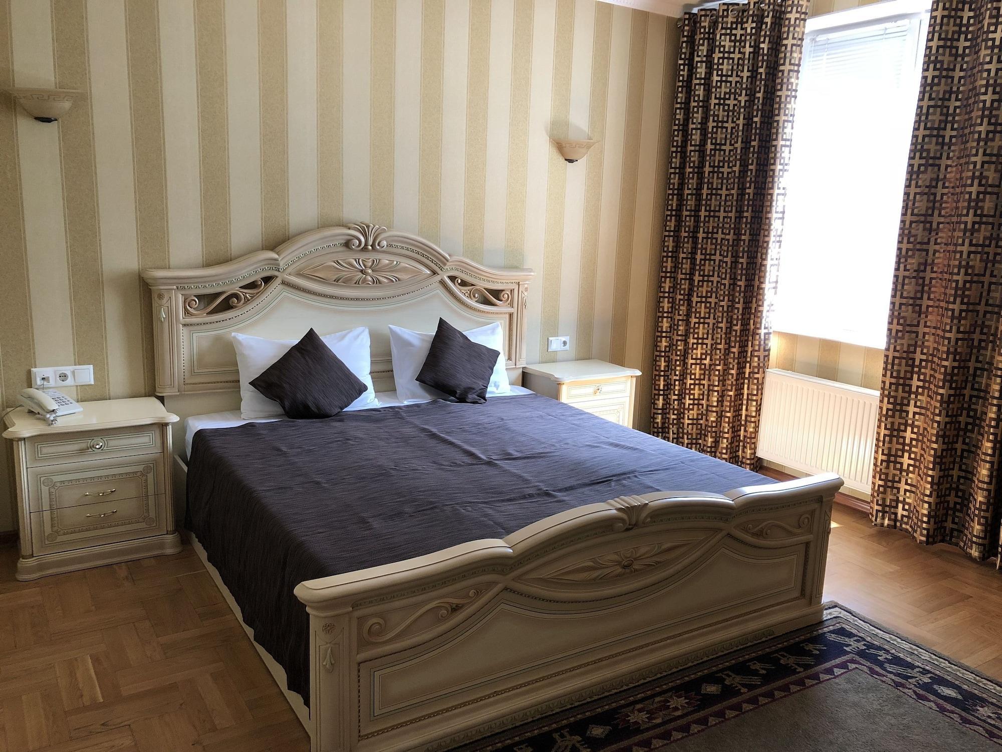 Klassik Hotel Chişinău Eksteriør billede
