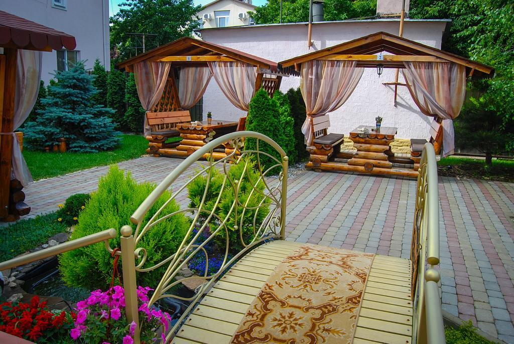 Klassik Hotel Chişinău Eksteriør billede
